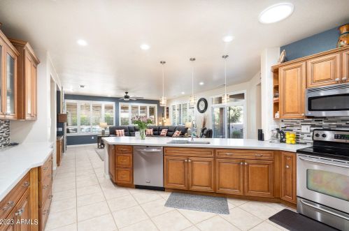 16254 Escondido Ct, Sun City AZ  85374-6428 exterior