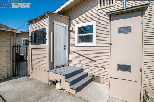1490 76th Ave, Oakland CA  94621-2709 exterior
