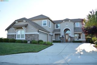 43 Escher Cir, Oakley, CA 94561-1974