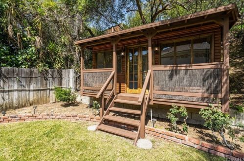3158 Laurel Canyon Blvd, North Hollywood, CA 91604-4215