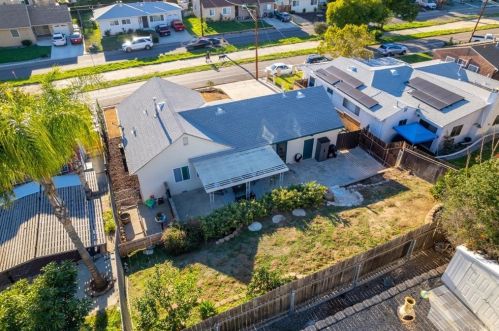 3341 Fairway Dr, La Mesa CA  91941-8009 exterior
