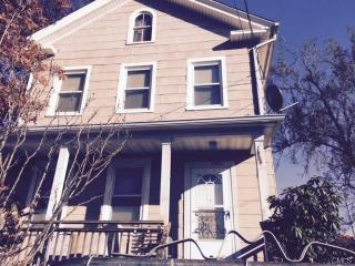 1936 Seaview Ave, Bridgeport, CT 06610-2732