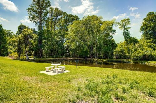 4833 Myrtle Oak Dr, New Port Richey FL 34653-5316 exterior