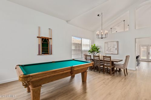 6919 Tina Ln, Glendale AZ  85310-5249 exterior