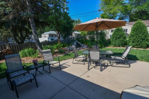 3405 Strothmann Dr, Milwaukee, WI 53219-4745