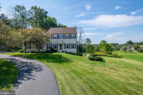 115 Heathrow Dr, Marsh, PA 19520-9062