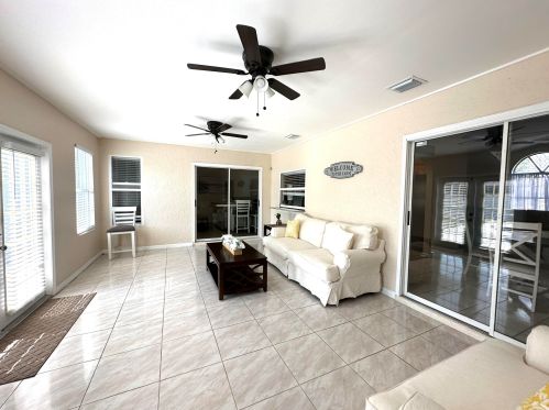 2062 Floresta Dr, Fort Pierce FL  34984-4706 exterior