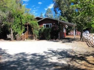831 Glencrag Way, Redwood City, CA 94062-4114