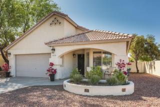 6233 Mills St, Mesa, AZ 85215-2126
