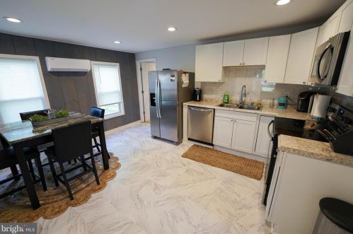 411 6th St, Laurel DE  19956-1363 exterior