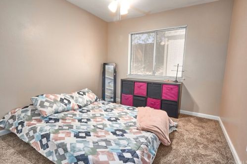 17302 Forest Hills Dr, Victorville CA  92395-4618 exterior