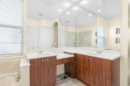 13119 29 St, Hollywood FL  33027-3837 exterior
