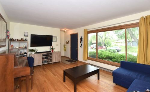 7435 53rd St, Milwaukee, WI 53223-4805