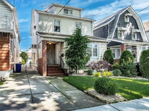 97-09 134th Rd, Jamaica, NY 11417-2538