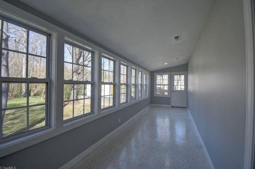 309 Holly Hill Rd, Thomasville NC  27360-5821 exterior