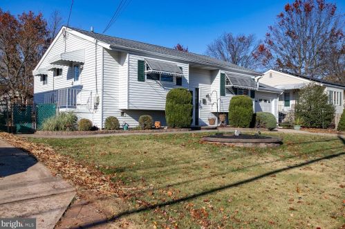 233 George Dye Rd, Trenton, NJ 08690-2315