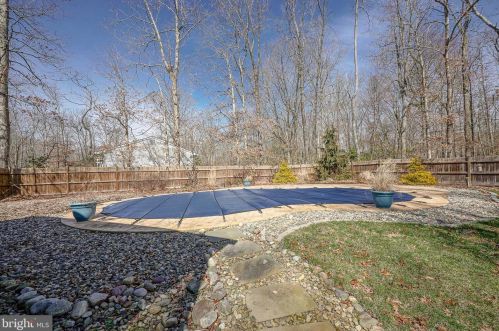 146 Meetinghouse Ln, Southampton NJ  08088-9417 exterior