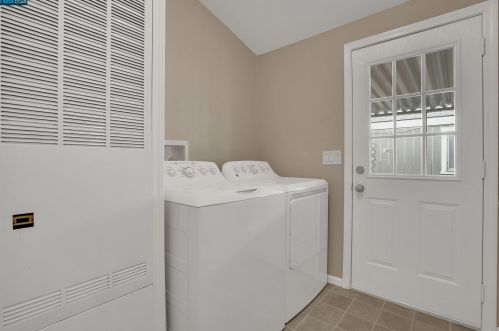 55 Pacifica Ave, West Pittsburg CA  94565-2926 exterior