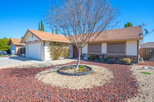 754 Meadowlark Ave, Los Banos CA  93635-3020 exterior