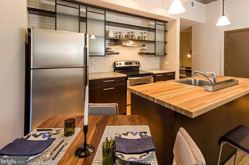 1901 Callowhill St, Philadelphia PA  19130-3815 exterior