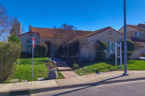 1482 Kennebec Pl, Morgan Hill, CA 95037-9059