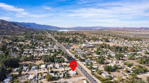 19841 Grand Ave, Lake Elsinore CA  92530-6432 exterior