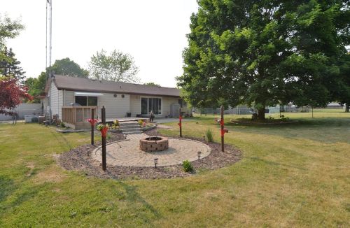 8249 57 Ave, Kenosha WI 53142-4758 exterior