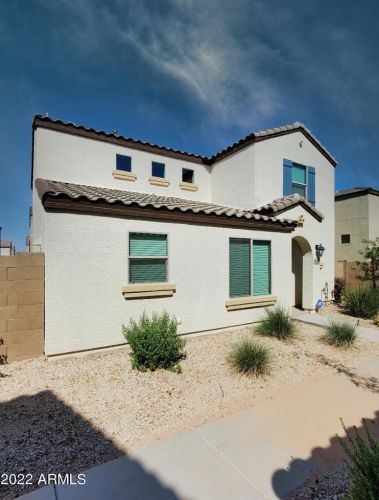 8057 Albeniz Pl, Phoenix AZ  85043 exterior