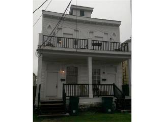 2711 Peniston St, New Orleans LA  70115-6830 exterior