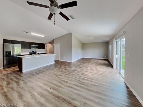 1436 2nd St, Cape Coral, FL 33909-2665