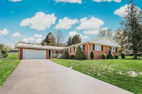 1702 Limeport Pike, Coopersburg, PA 18036-3012
