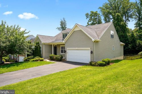 1305 Preserve Ln, Fredericksburg VA  22401-8417 exterior