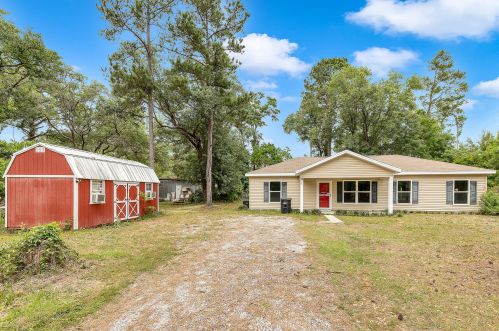30 Lowery Rd, Freeport FL  32439-4220 exterior
