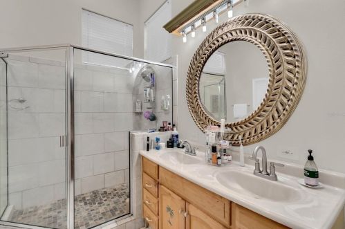 1235 Glencrest, Lake Mary FL  32746-5025 exterior