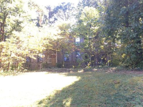 417 Huxley Rd, Knoxville, TN 37922-3141