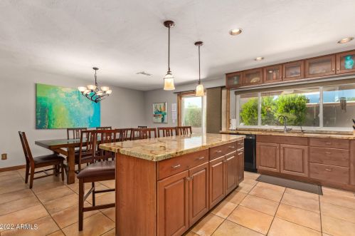 5230 Winchcomb Dr, Scottsdale AZ  85254-2936 exterior