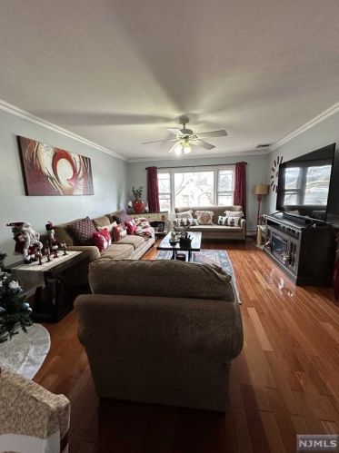 68 Tuxedo Ave, Paterson NJ  07506-2644 exterior