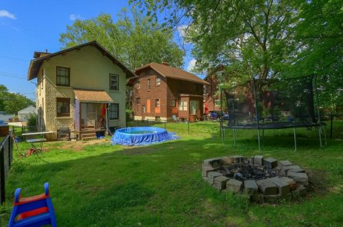 68 Shenango Blvd, Hermitage PA  16121-1736 exterior