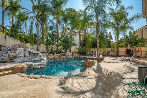 29487 Georgetown Ln, Temecula CA  92591-2803 exterior