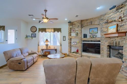 45409 22 St, Phoenix AZ 85087-7543 exterior