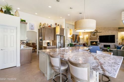 63330 Cat Claw Ln, Tucson AZ 85739-1267 exterior