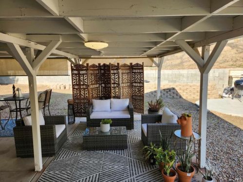 494 Arroyo Seco Dr, San Diego CA  92114-5835 exterior