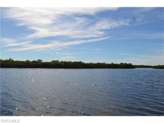 11647 Island Ave, Cape Coral, FL 33993-9740