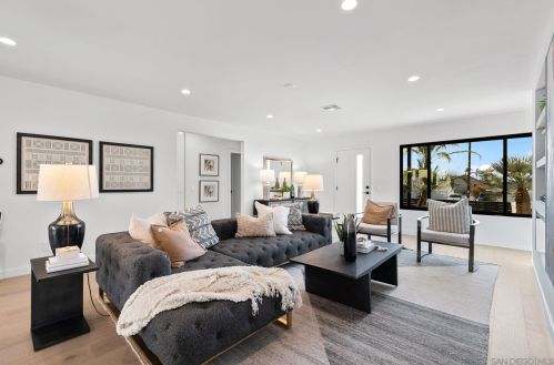 1855 Frankfort St, San Diego CA  92110-3514 exterior