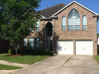 2706 Sunhill Ct, Pearland TX  77584-2787 exterior