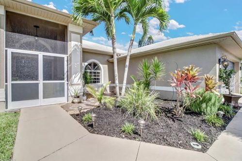 940 20th Ct, Cape Coral, FL 33990-1849