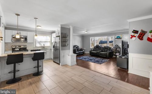 63 Sussex Dr, Willingboro, NJ 08046-1407