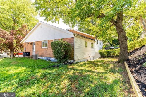 3319 27th Ave, Temple Hills MD  20748-2815 exterior