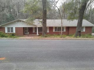 506 Stewart St, Quincy, FL 32351-3842