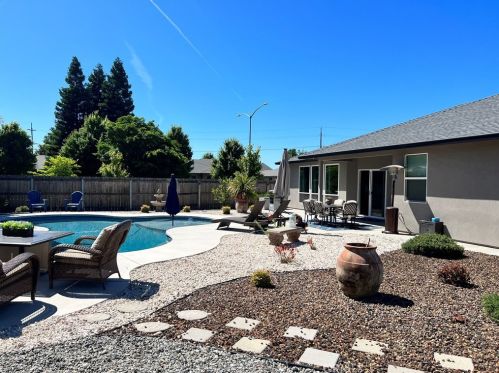 12 Bitterroot Ct, Chico CA  95973 exterior